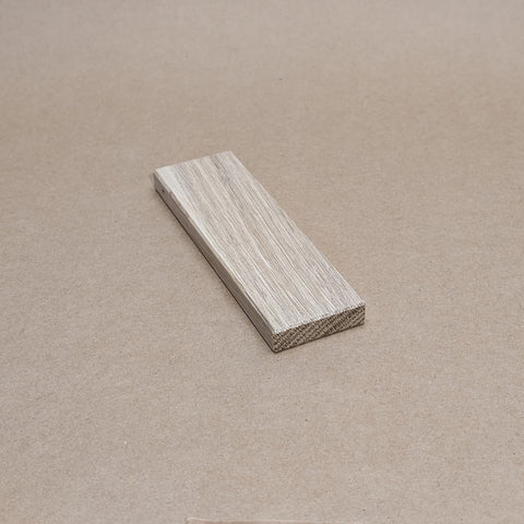 Zweigeteilter Bildaufsteller aus Holz